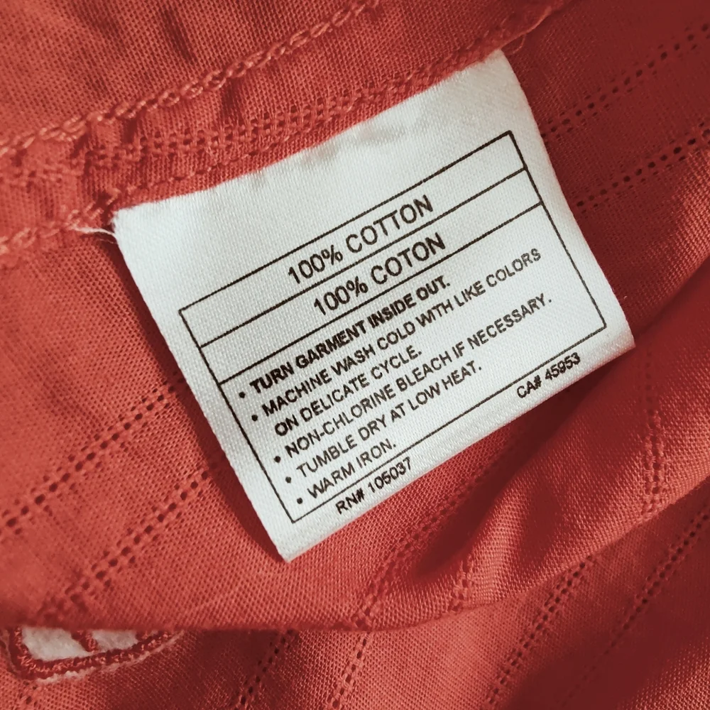 Ariat fitted button down shirt with back embroidery - Size M - Picture 8 of 11